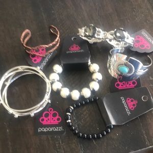 LOT OF SIX NEW ON CARD PAPARAZZI BRACELETS!